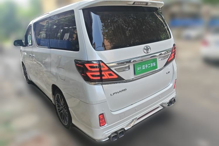 Used Toyota Alphard  Rear Left 45 Deg
