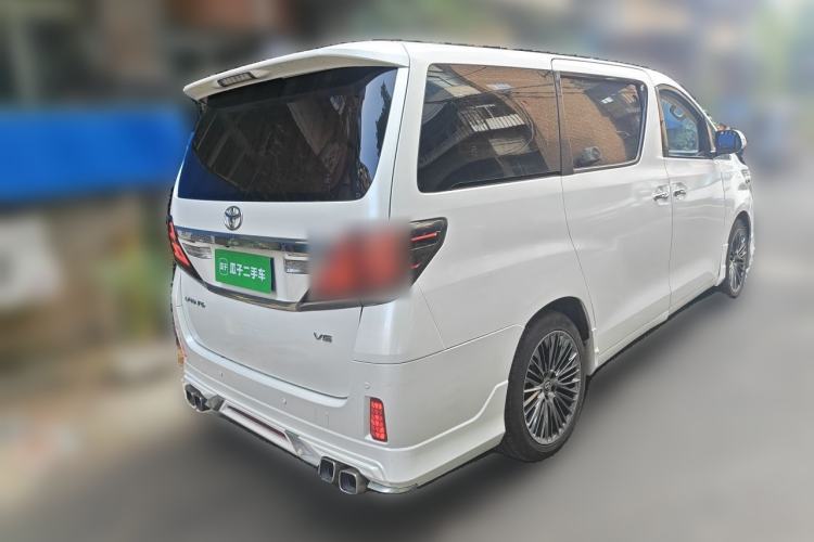 Used Toyota Alphard  Rear Right 45 Deg