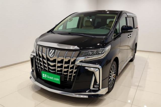 Toyota Alphard 2015 3.5L Luxury Edition с пробегом