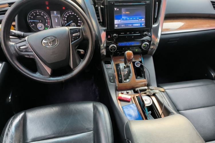 Used Toyota Alphard 2015 3.5L Prestige Edition Center Console