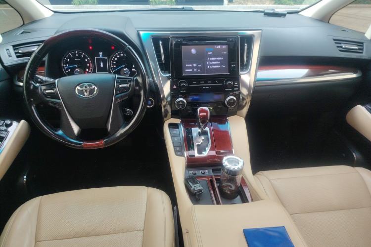 Used Toyota Alphard 2015 3.5L Luxury Edition Center Console