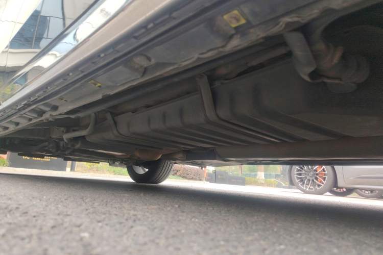 Used Toyota Alphard 2015 3.5L Luxury Edition Chassis Rear Left