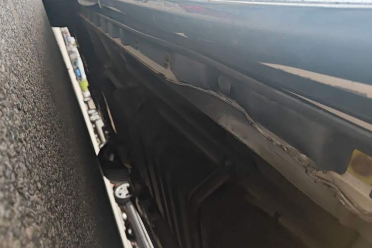 Used Toyota Alphard 2015 3.5L Luxury Edition Chassis Rear Left