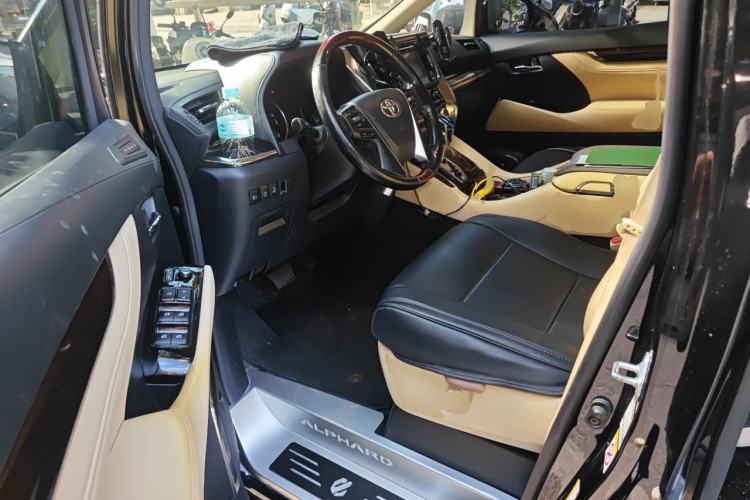 Used Toyota Alphard 2015 3.5L Luxury Edition Driver Seat
