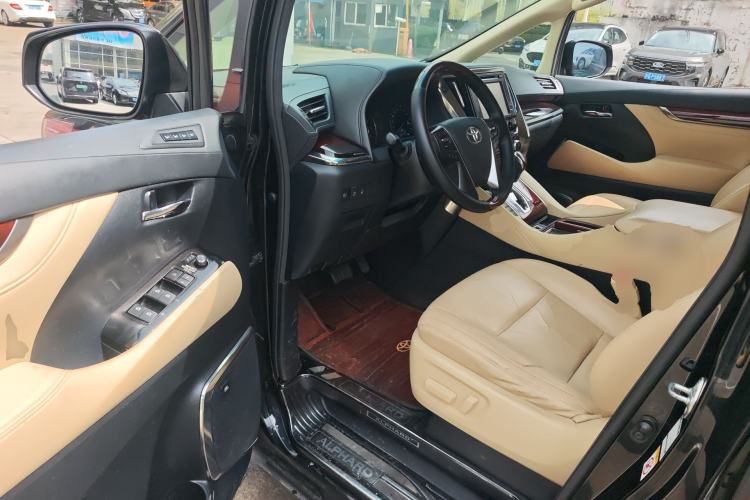 Used Toyota Alphard 2015 3.5L Luxury Edition Driver Seat