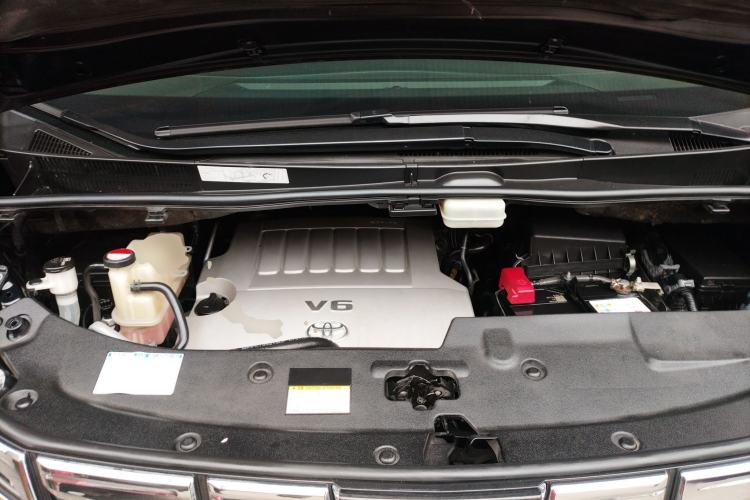 Used Toyota Alphard 2015 3.5L Luxury Edition Engine Bay
