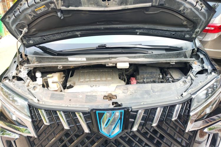 Used Toyota Alphard 2015 3.5L Luxury Edition Engine Bay