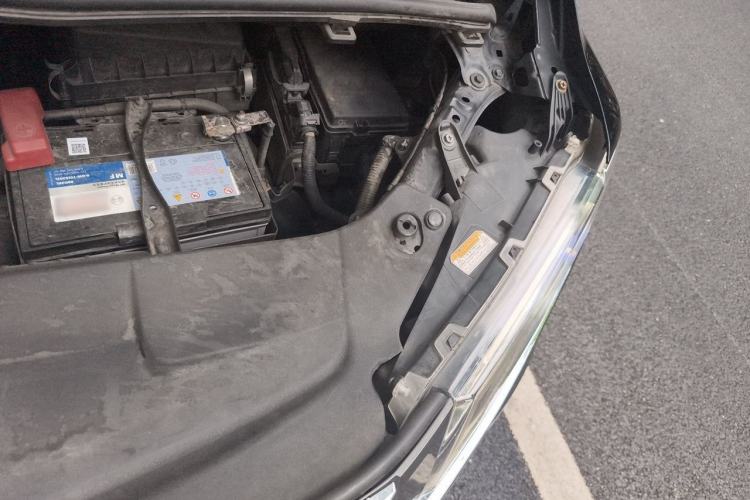 Used Toyota Alphard 2015 3.5L Prestige Edition Engine Bay Left