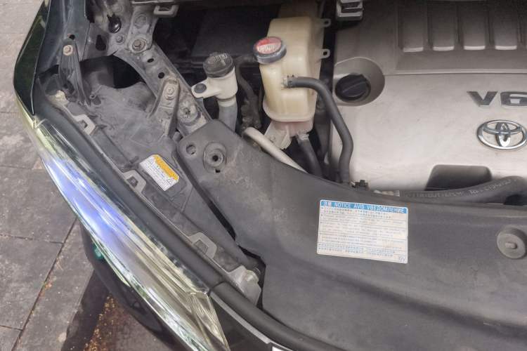Used Toyota Alphard 2015 3.5L Prestige Edition Engine Bay Right