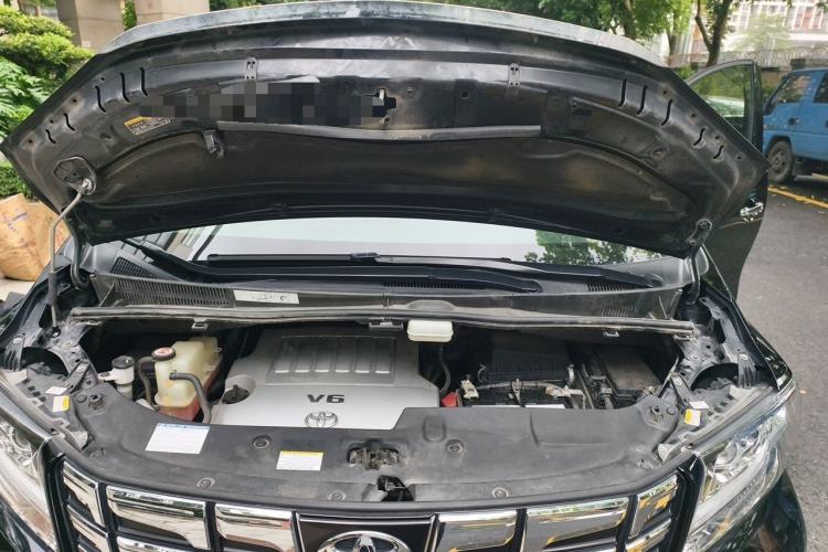 Used Toyota Alphard 2015 3.5L Luxury Edition Engine Bay