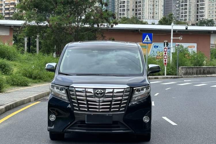 Used Toyota Alphard 2015 3.5L Luxury Edition Exterior 2