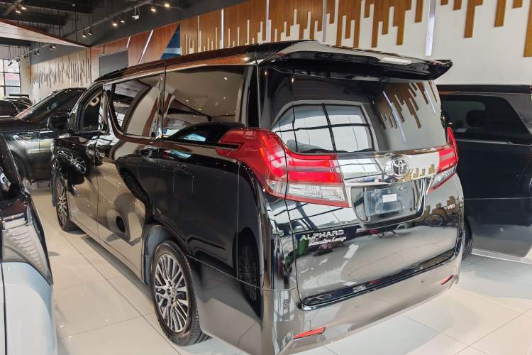 Used Toyota Alphard 2015 3.5L Prestige Edition Exterior 3