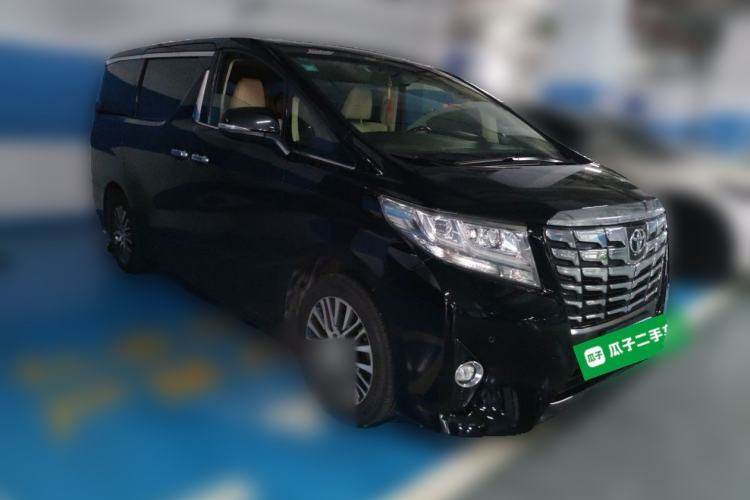 Used Toyota Alphard 2015 3.5L Luxury Edition Front Right 45 Deg