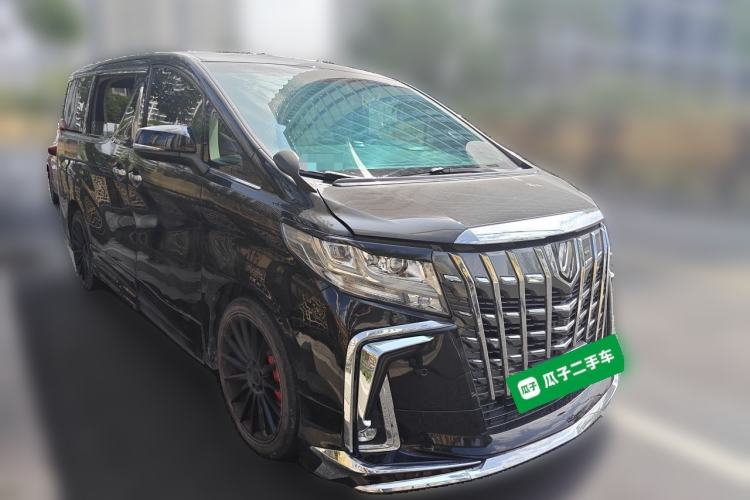 Used Toyota Alphard 2015 3.5L Luxury Edition Front Right 45 Deg