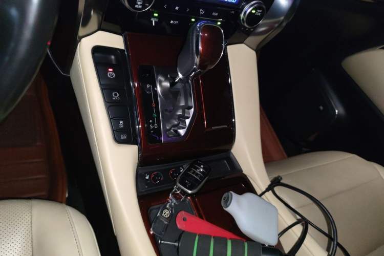 Used Toyota Alphard 2015 3.5L Luxury Edition Gear Lever