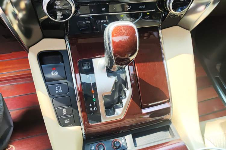 Used Toyota Alphard 2015 3.5L Luxury Edition Gear Lever