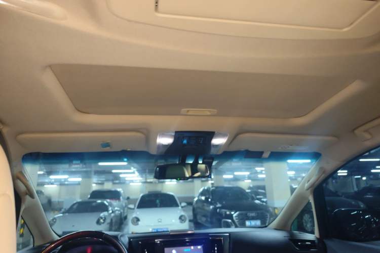 Used Toyota Alphard 2015 3.5L Luxury Edition Headliner