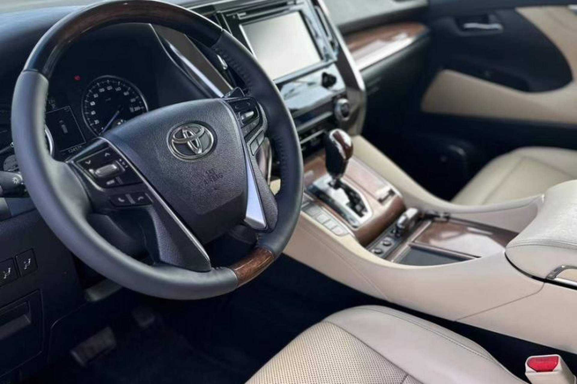 Used Toyota Alphard 2015 3.5L Prestige Edition Interior 1