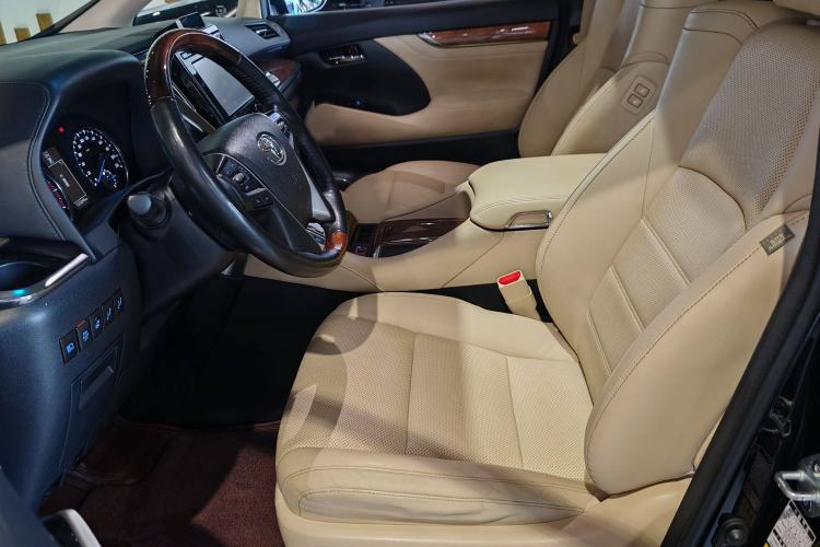 Used Toyota Alphard 2015 3.5L Prestige Edition Interior 2
