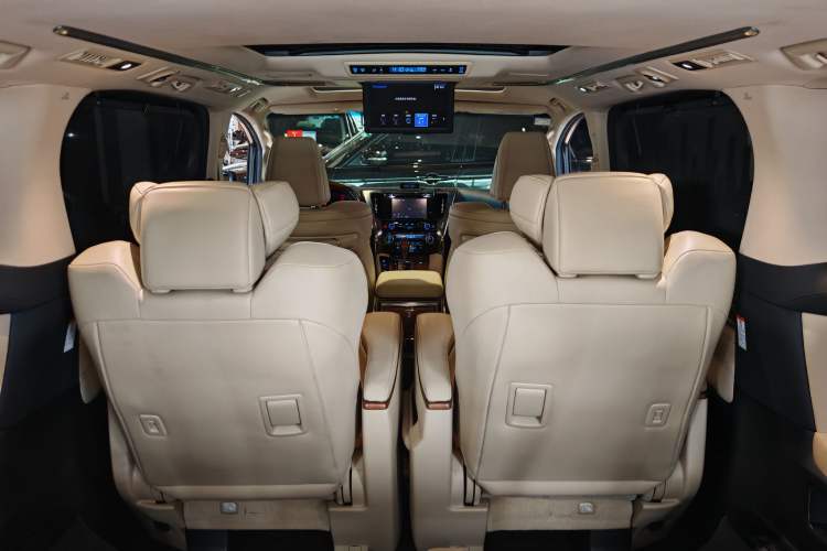 Used Toyota Alphard 2015 3.5L Prestige Edition Interior 9