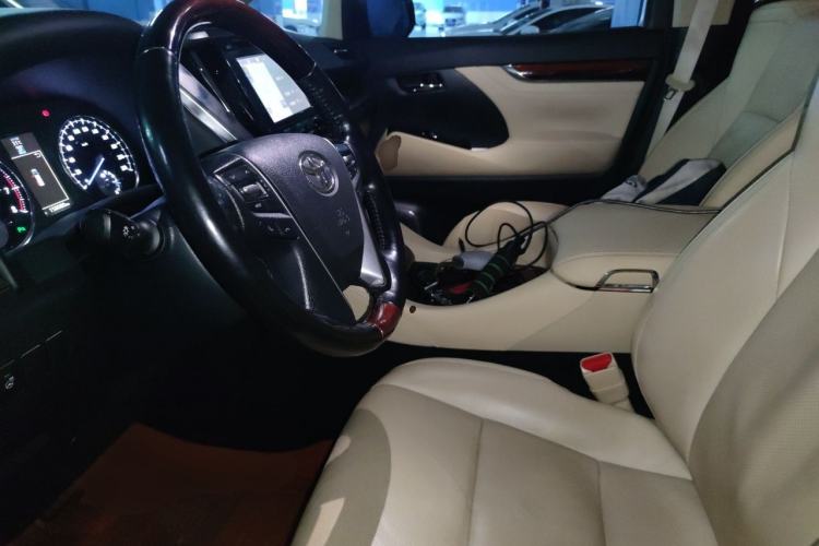 Used Toyota Alphard 2015 3.5L Luxury Edition Left Front Seat