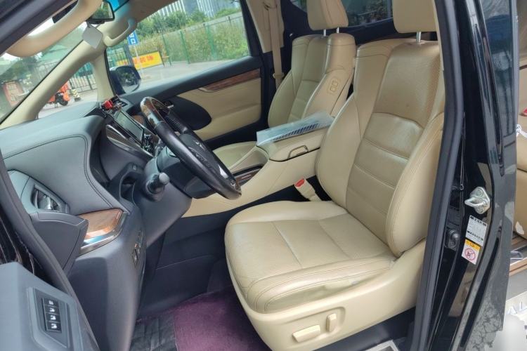Used Toyota Alphard 2015 3.5L Prestige Edition Left Front Seat