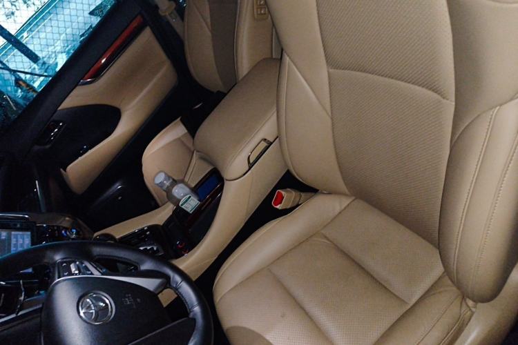 Used Toyota Alphard 2015 3.5L Luxury Edition Left Front Seat