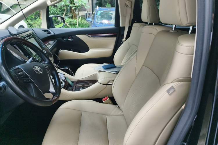 Used Toyota Alphard 2015 3.5L Luxury Edition Left Front Seat