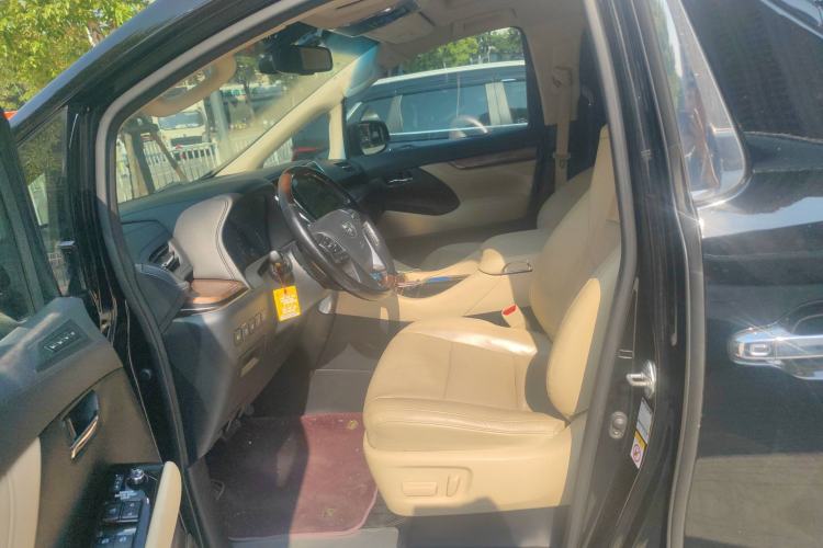 Used Toyota Alphard 2015 3.5L Prestige Edition Left Front Seat