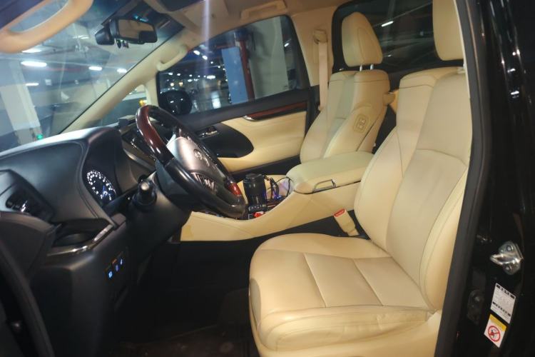 Used Toyota Alphard 2015 3.5L Luxury Edition Left Front Seat