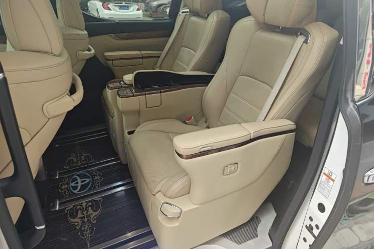 Used Toyota Alphard 2015 3.5L Luxury Edition Left Rear Seat