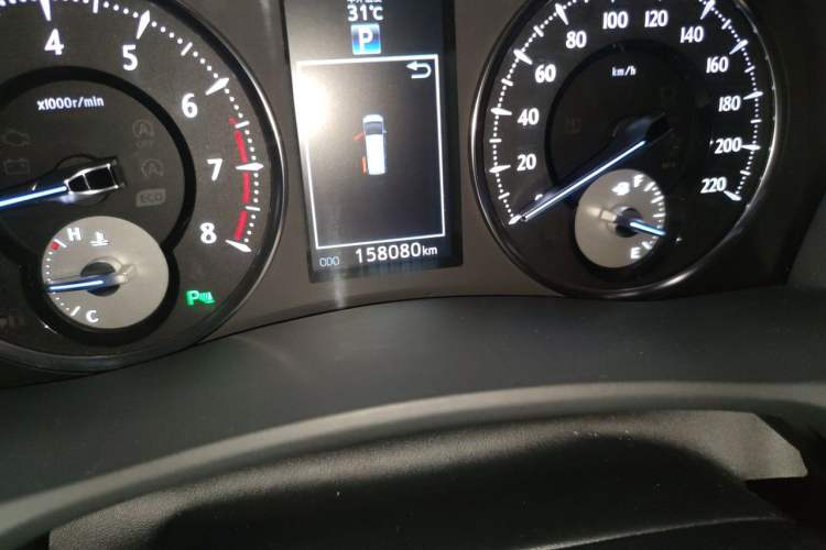 Used Toyota Alphard 2015 3.5L Luxury Edition Odometer Close Up