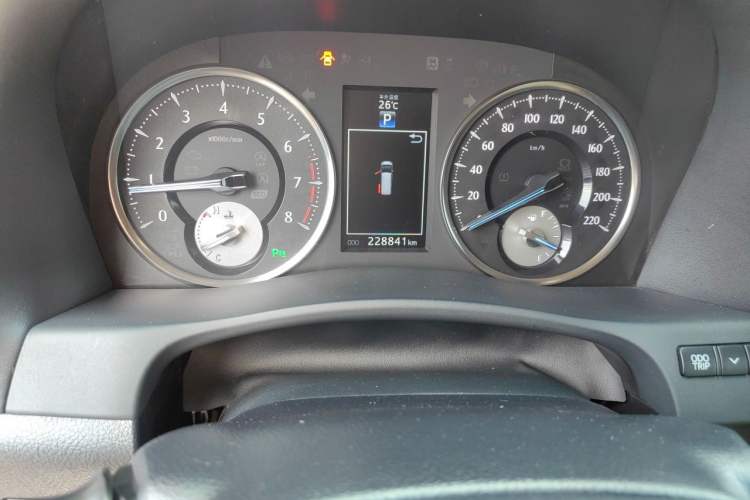 Used Toyota Alphard 2015 3.5L Prestige Edition Odometer Close Up