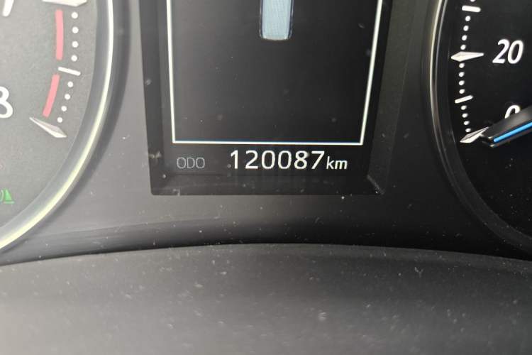 Used Toyota Alphard 2015 3.5L Luxury Edition Odometer Close Up