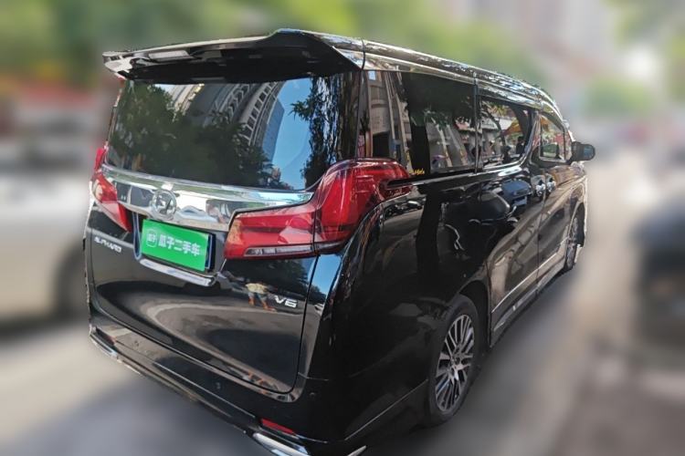 Used Toyota Alphard 2015 3.5L Luxury Edition Rear Right 45 Deg