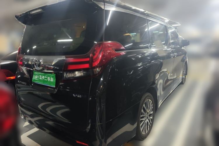 Used Toyota Alphard 2015 3.5L Luxury Edition Rear Right 45 Deg