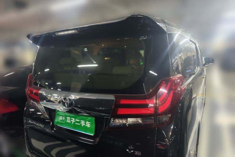 Used Toyota Alphard 2015 3.5L Luxury Edition Rear