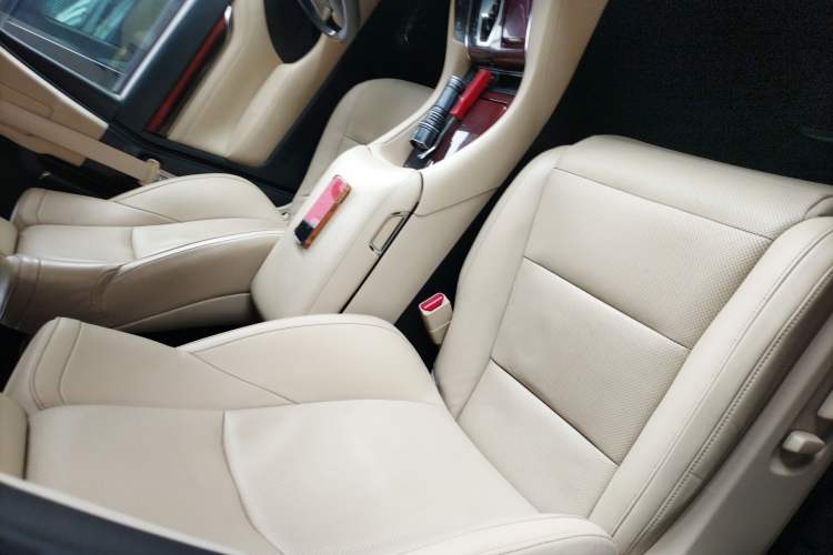 Used Toyota Alphard 2015 3.5L Luxury Edition Right Front Seat