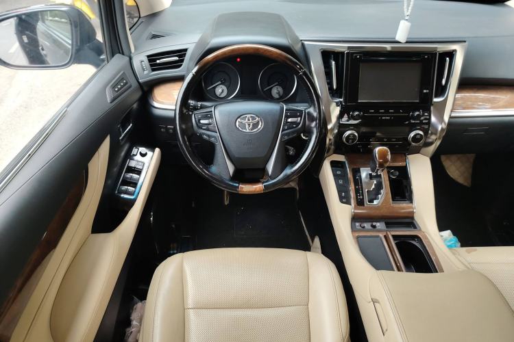 Used Toyota Alphard 2015 3.5L Prestige Edition Steering Wheel
