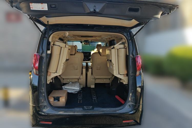Used Toyota Alphard 2015 3.5L Prestige Edition Trunk