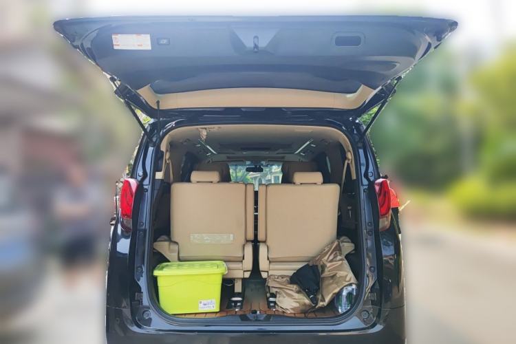 Used Toyota Alphard 2015 3.5L Luxury Edition Trunk