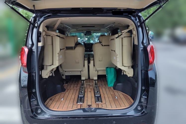 Used Toyota Alphard 2015 3.5L Prestige Edition Trunk