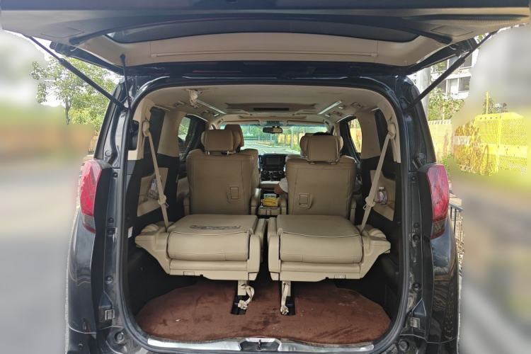 Used Toyota Alphard 2015 3.5L Luxury Edition Trunk