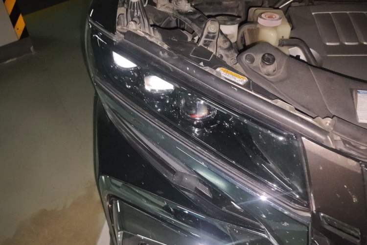 Used Toyota Alphard 2015 3.5L Prestige Edition Right Front Headlight