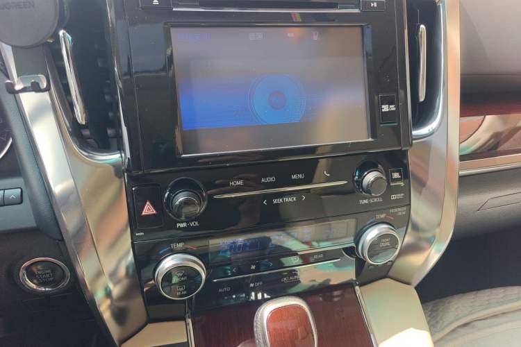 Used Toyota Alphard 2015 3.5L Prestige Edition Audio And AC Panel