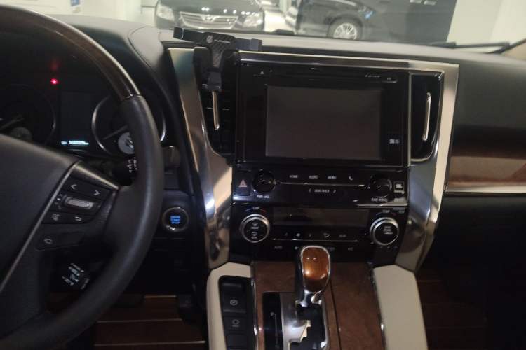 Used Toyota Alphard 2015 3.5L Prestige Edition Audio And AC Panel