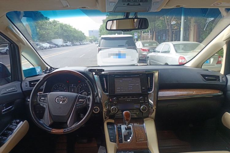 Used Toyota Alphard 2015 3.5L Prestige Edition Center Console