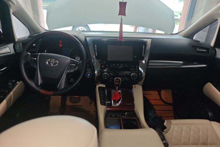 Used Toyota Alphard 2015 3.5L Luxury Edition Center Console