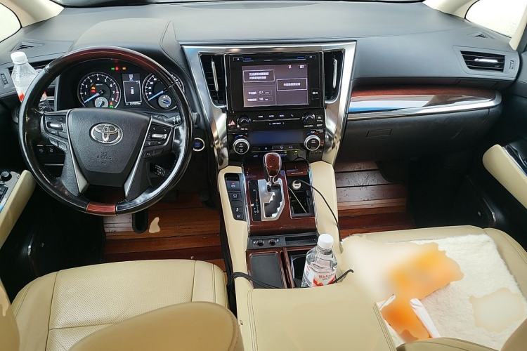 Used Toyota Alphard 2015 3.5L Luxury Edition Center Console