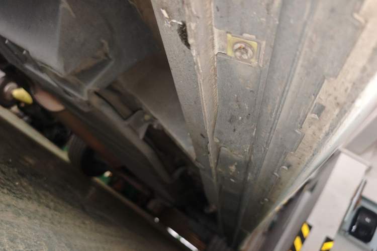 Used Toyota Alphard 2015 3.5L Luxury Edition Chassis Front Left